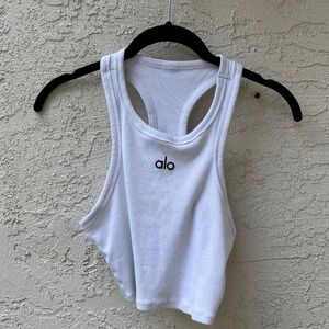 Meet your Posher, Corin